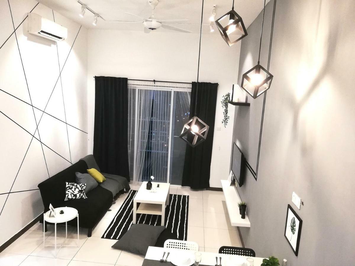 Puchong Skypod Residence, High Floor Balcony Unit, Walking Distance To Ioi Mall, 10Min Drive To Sunway מראה חיצוני תמונה