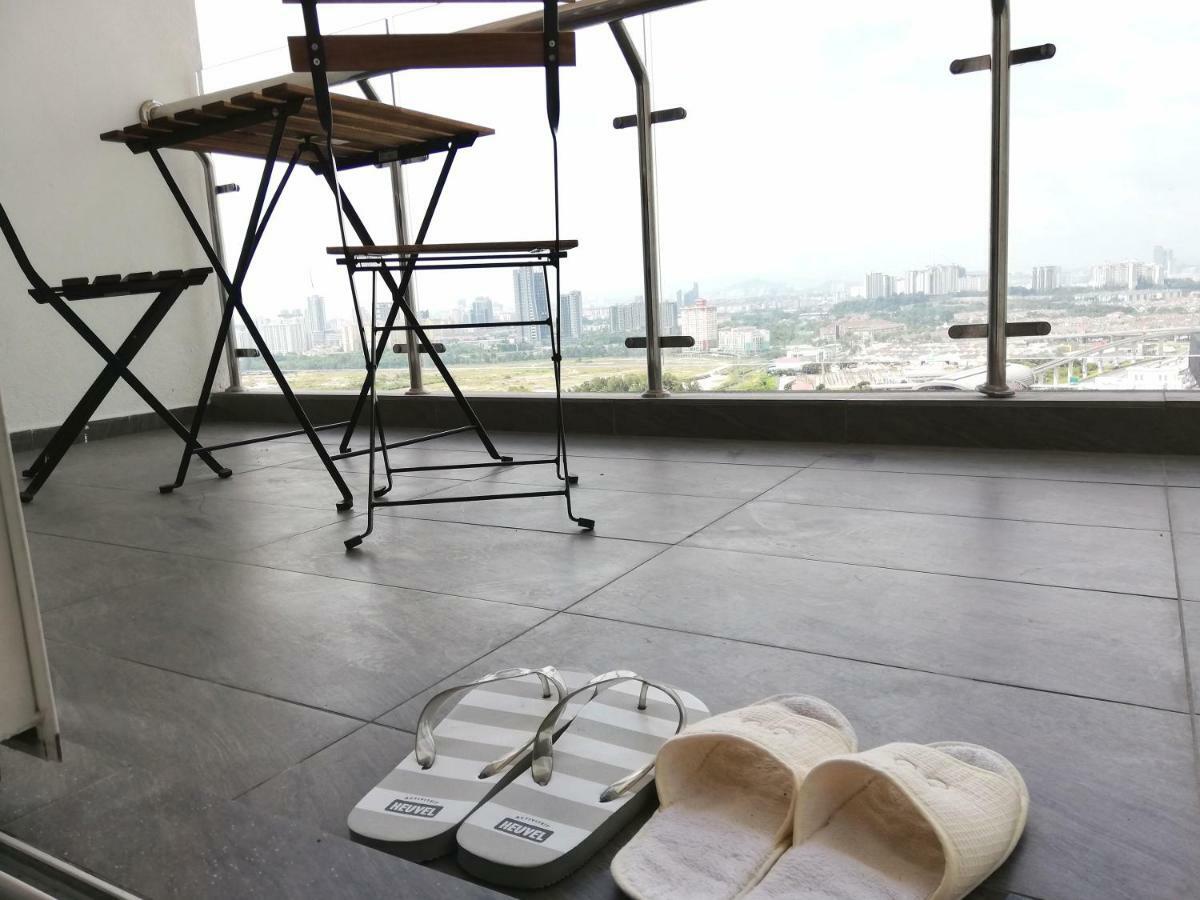 Puchong Skypod Residence, High Floor Balcony Unit, Walking Distance To Ioi Mall, 10Min Drive To Sunway מראה חיצוני תמונה