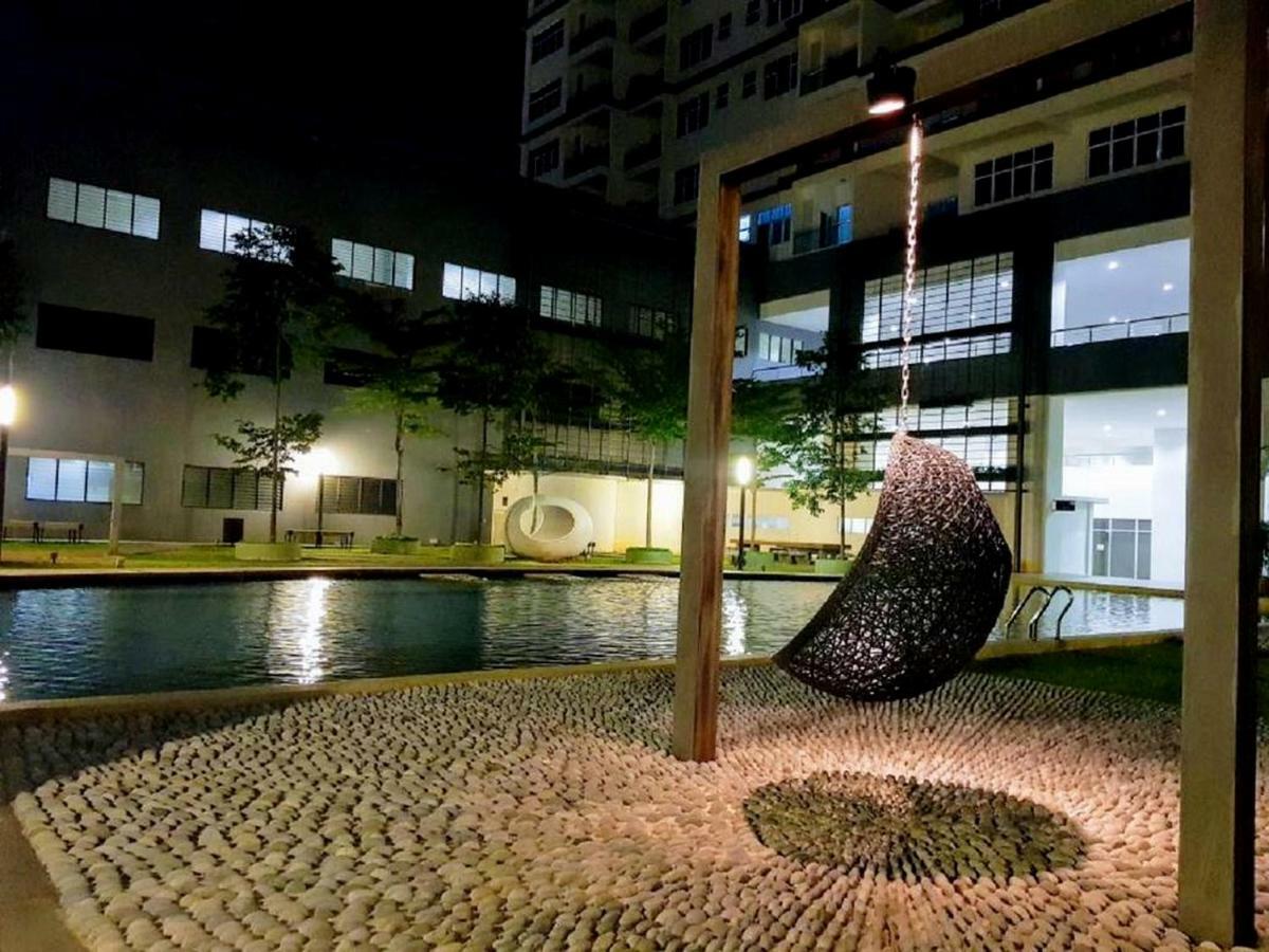 Puchong Skypod Residence, High Floor Balcony Unit, Walking Distance To Ioi Mall, 10Min Drive To Sunway מראה חיצוני תמונה